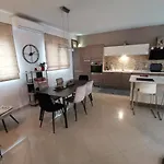 Key Point Town House Ferienhaus Corfu (city)