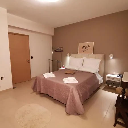Key Point Town House Дом отдыха