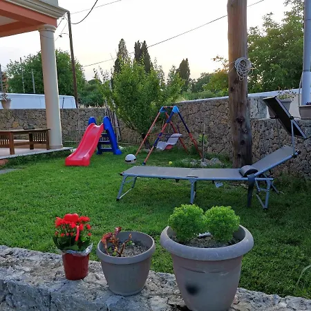 Holiday home Key Point Town House *