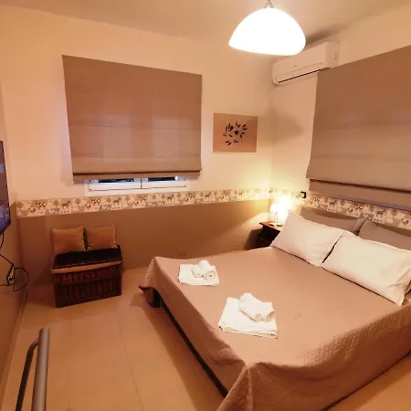 Key Point Town House Дом отдыха