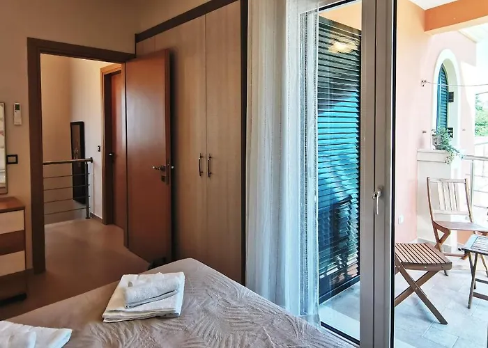 Key Point Town House